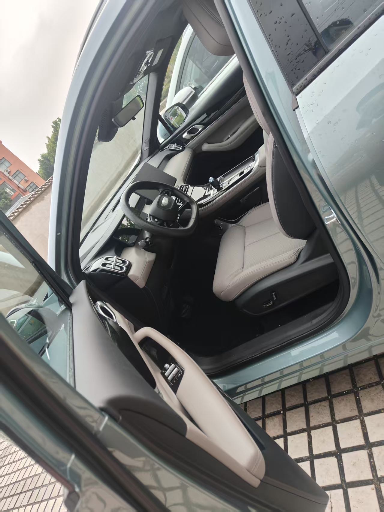 GEELY Boyue L 2026 car image #3