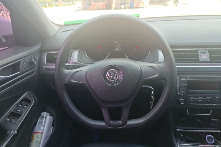 Volkswagen Bora 2016 immagine di auto #12