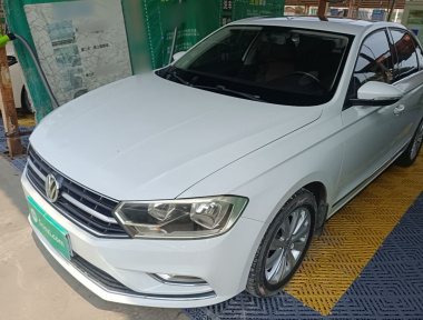 Volkswagen Bora 2016 car image 