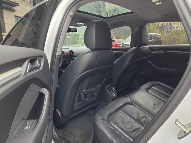 Audi A3 2019 car image #4