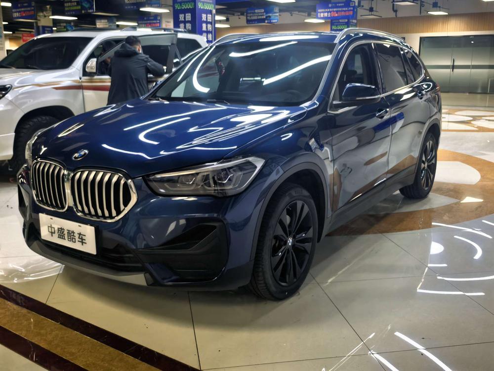 BMW X1 2021 BMW X1 2021 car image