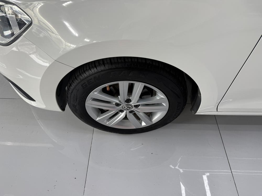 Volkswagen Santana 2015 #9 Volkswagen Santana 2015 car image #9