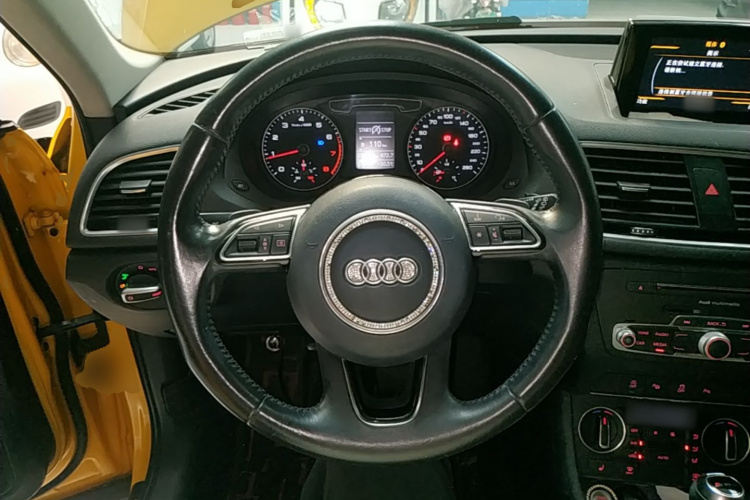 Audi Q3 2016 immagine di auto #11