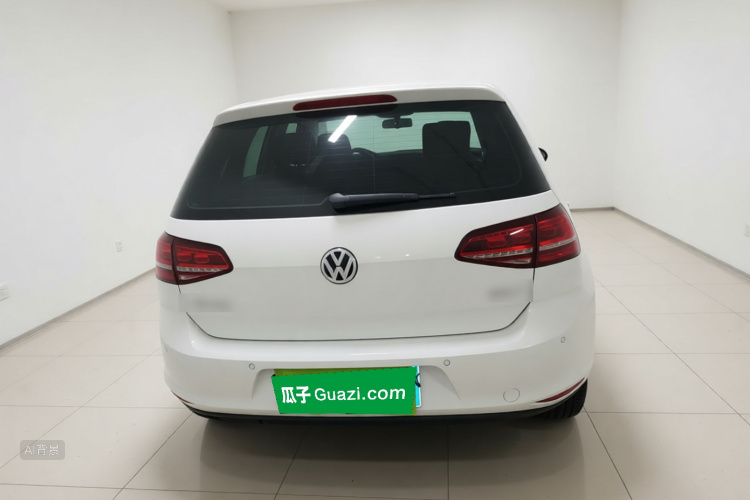 Volkswagen Golf 2017 car image #6