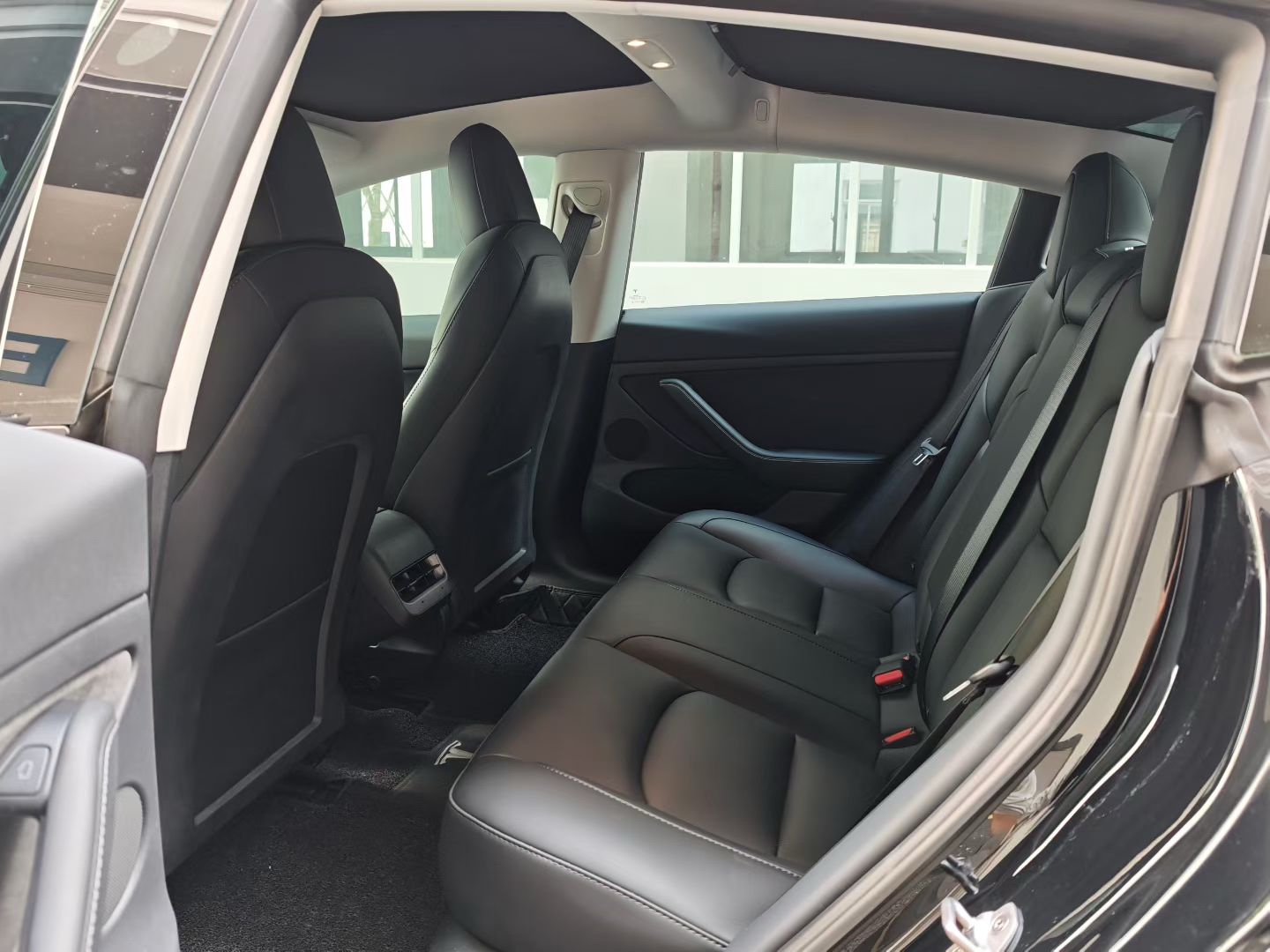 特斯拉 Model 3 2023 汽车图片 #9
