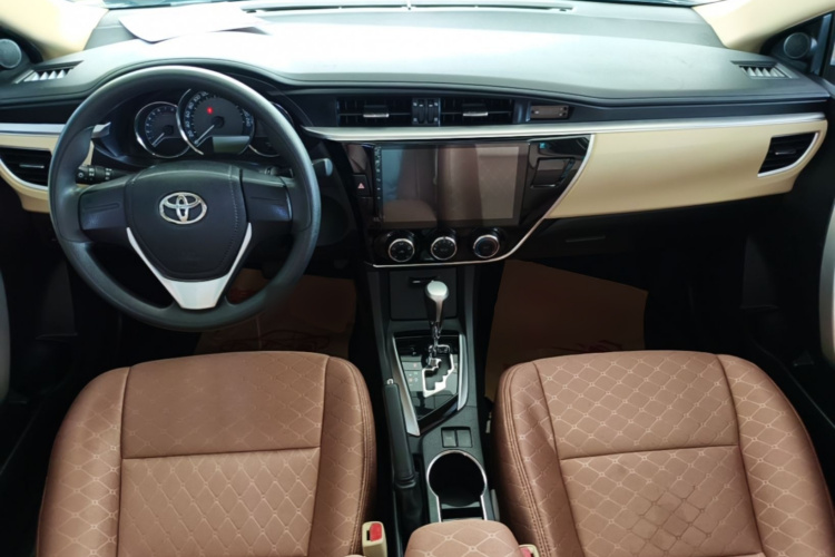Toyota Corolla 2018 car image #10