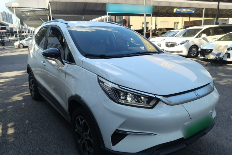 BYD Yuan Pro 2022 immagine di auto #4