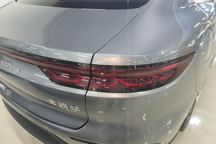 BYD Han 2023 car image #8