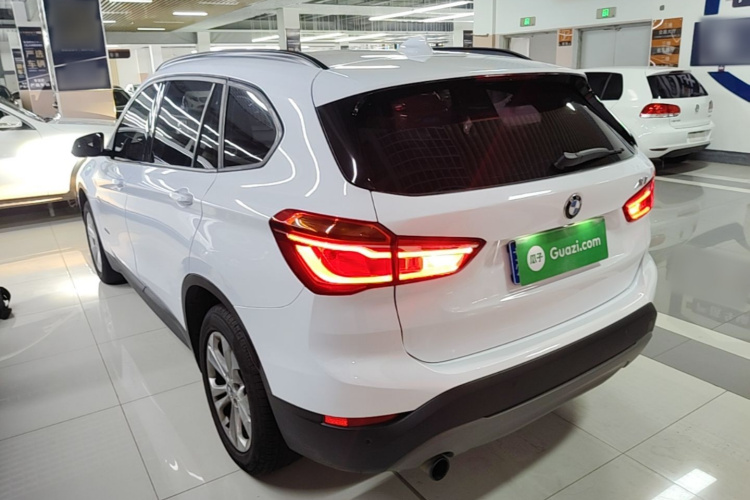 BMW X1 2017 #7 BMW X1 2017 car image #7