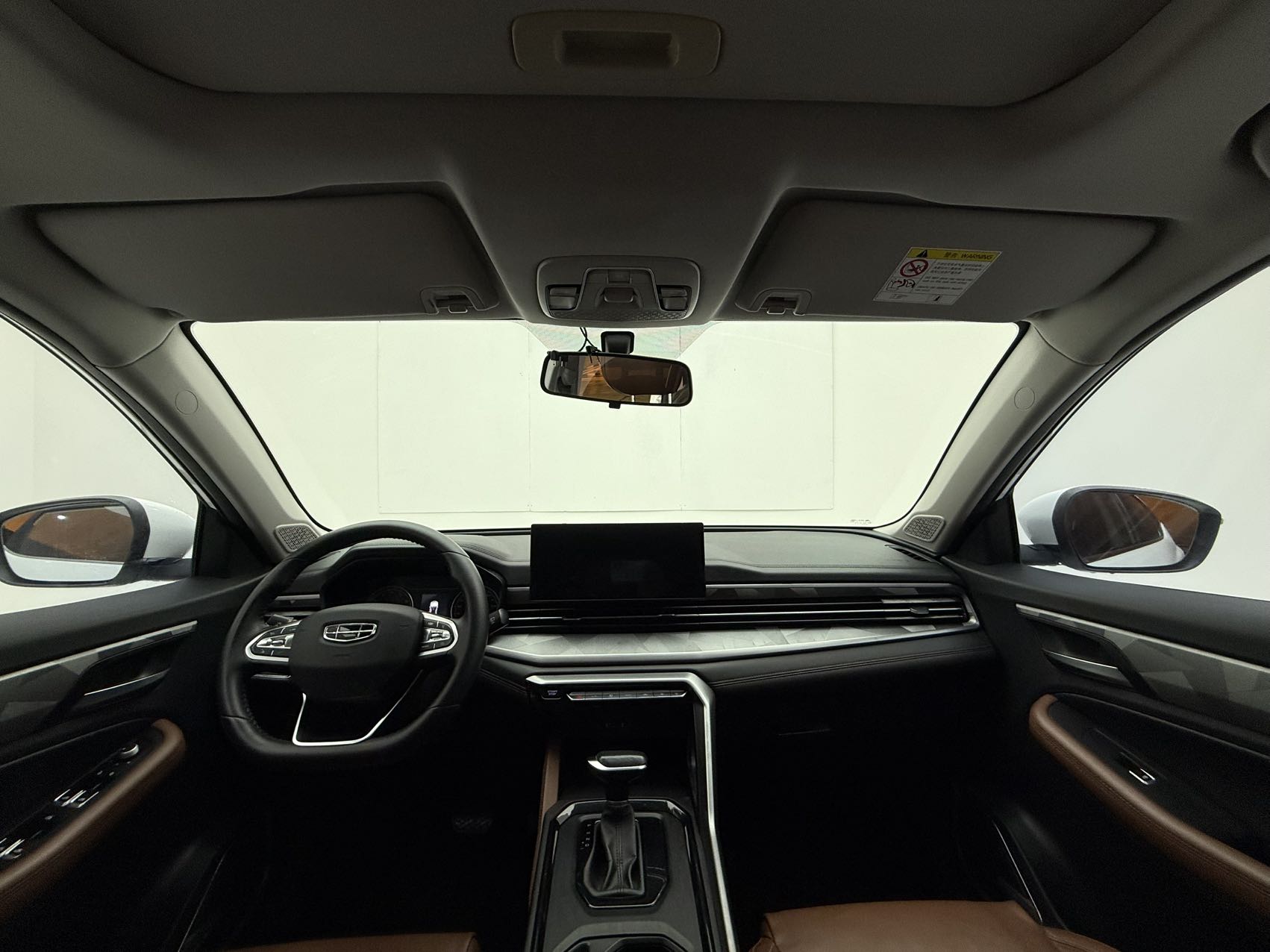 GEELY Vision X6 2023 car image #16