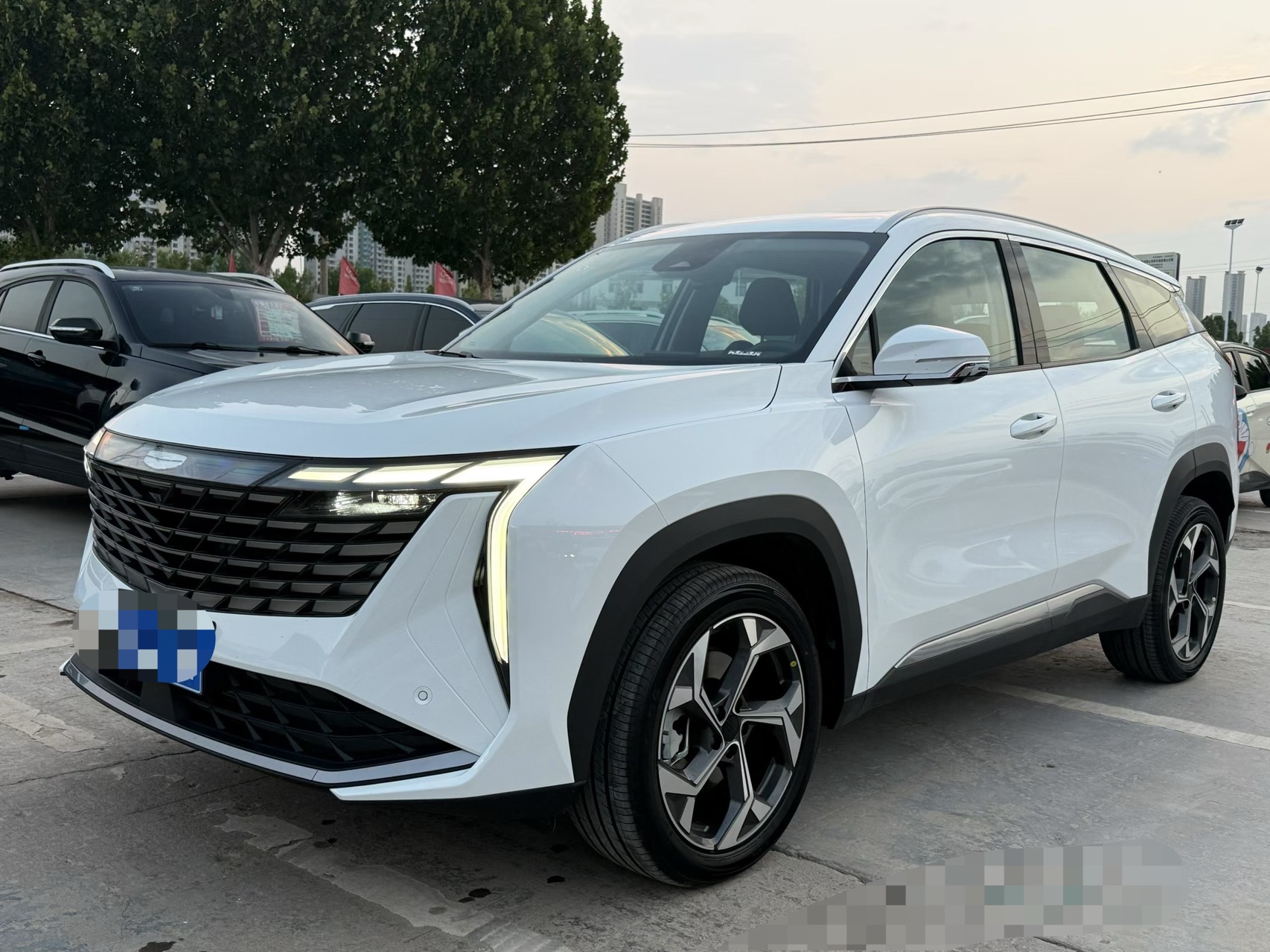 GEELY Boyue L 2025 car image 