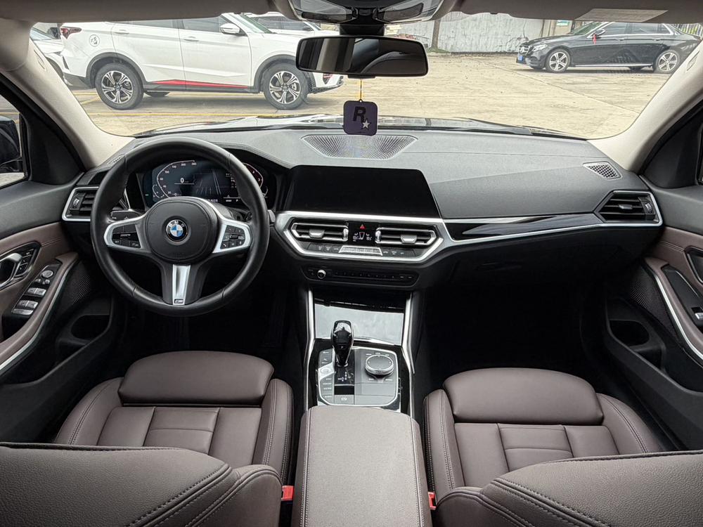 BMW 3 Series 2020 image de voiture #11
