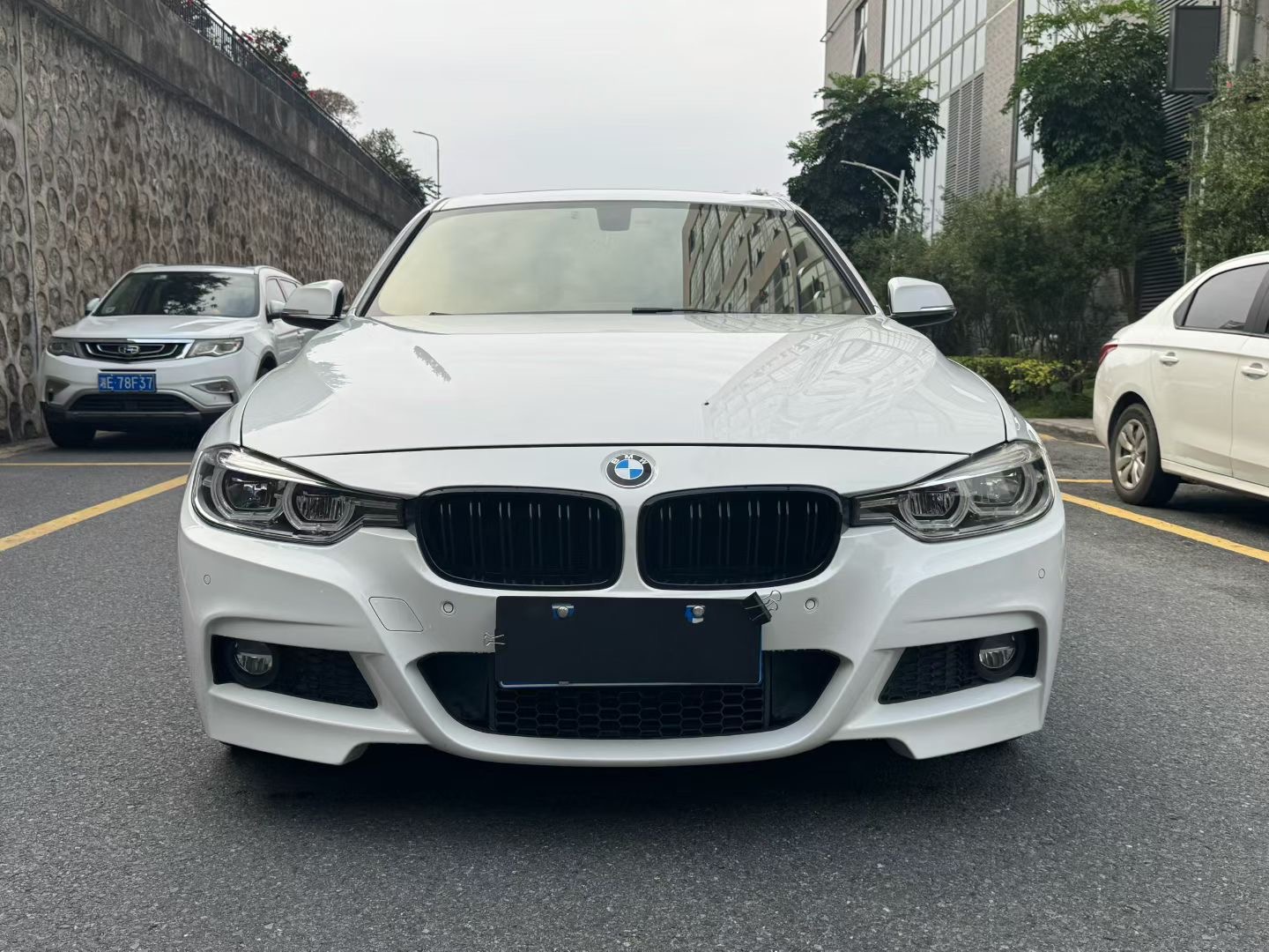 BMW 3 Series 2018 image de voiture #4