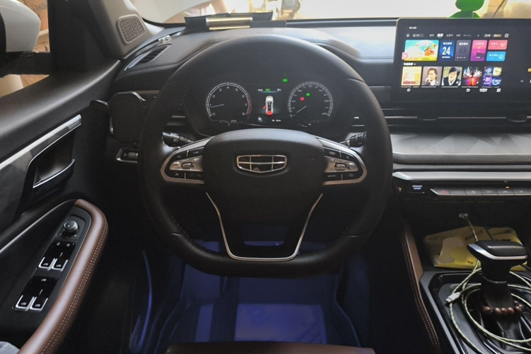 GEELY Vision X6 2022 car image #15