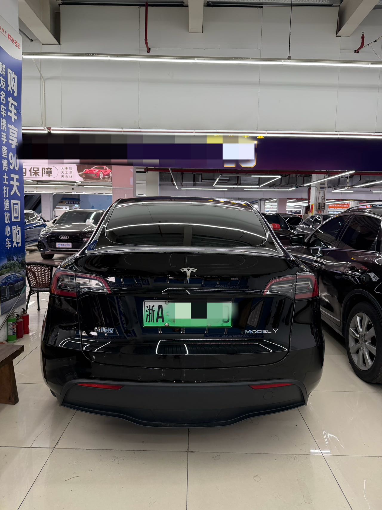 Tesla Model Y 2022 #4 Tesla Model Y 2022 car image #4