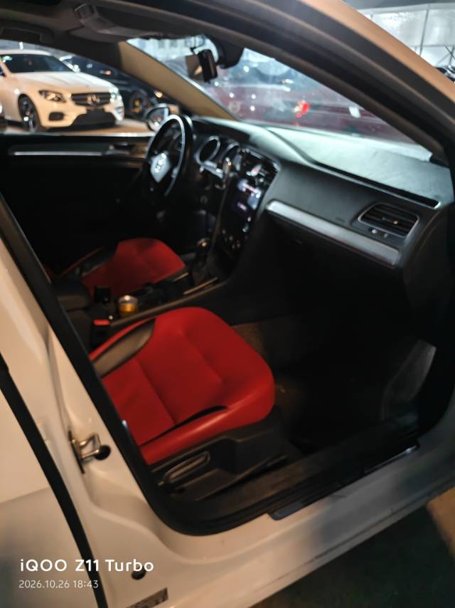 Volkswagen GolfGTI 2022 #6 Volkswagen GolfGTI 2022 car image #6