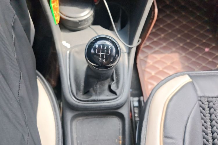 Volkswagen Polo 2016 #14 Volkswagen Polo 2016 car image #14