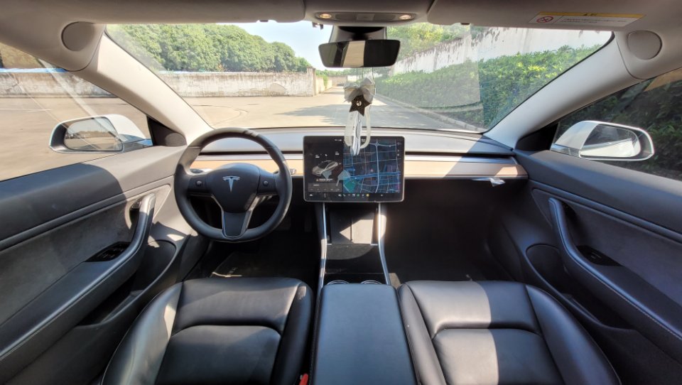 Tesla Model 3 (Imported) 2019 car image #17