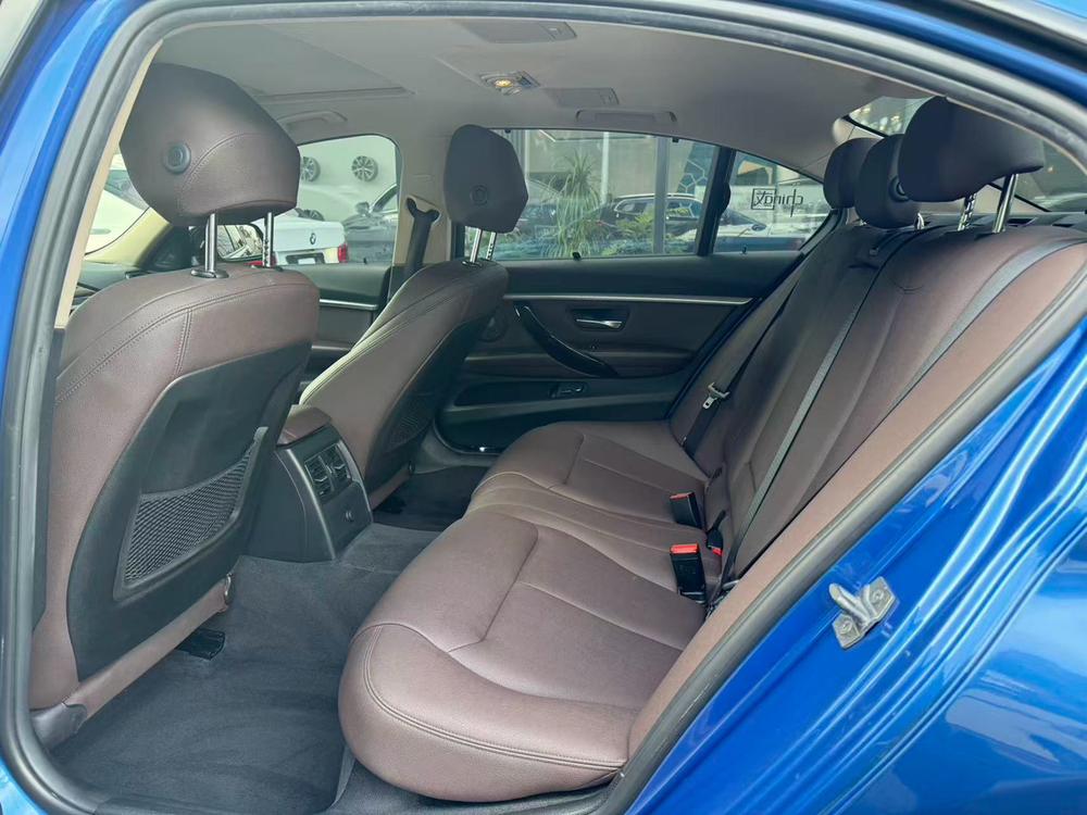 BMW 3 Series 2019 #17 BMW 3 Series 2019 car image #17