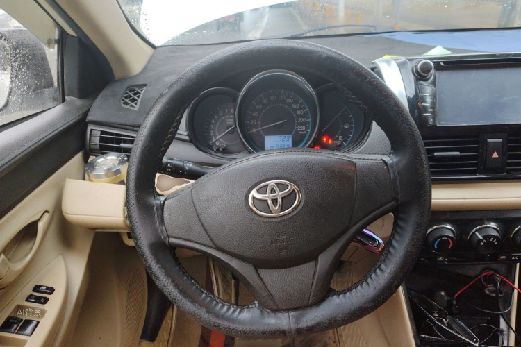 Toyota Vios 2015 car image #12