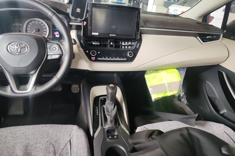 Toyota Corolla 2019 car image #14