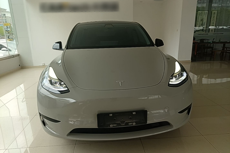 Tesla Model Y 2022 #3 Tesla Model Y 2022 car image #3