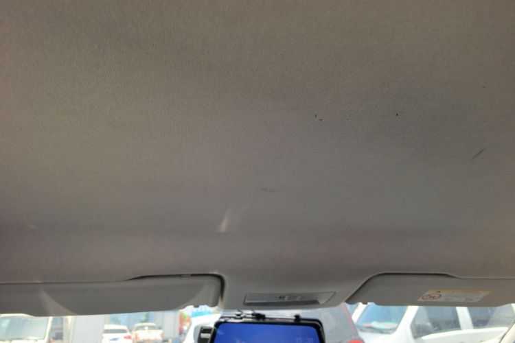 Volkswagen Santana 2021 صورة سيارة #18