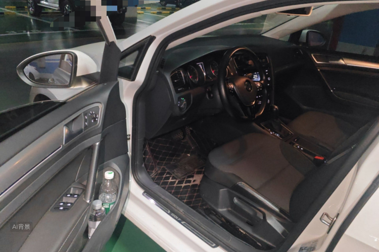 Volkswagen Golf 2018 immagine di auto #18