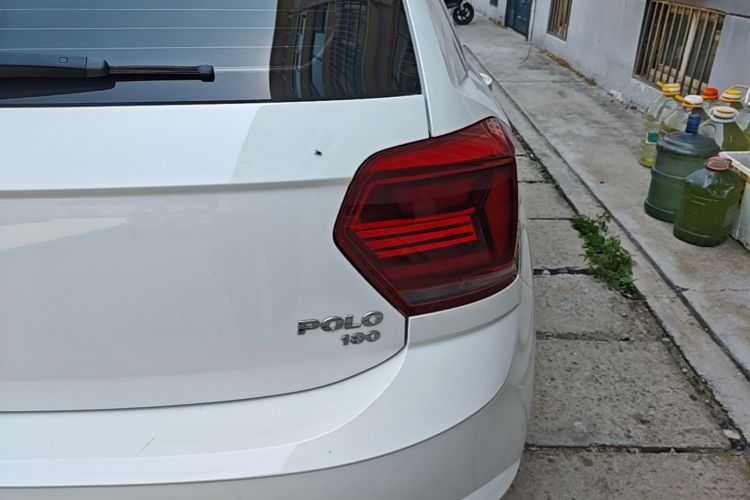 Volkswagen Polo 2020 car image #8