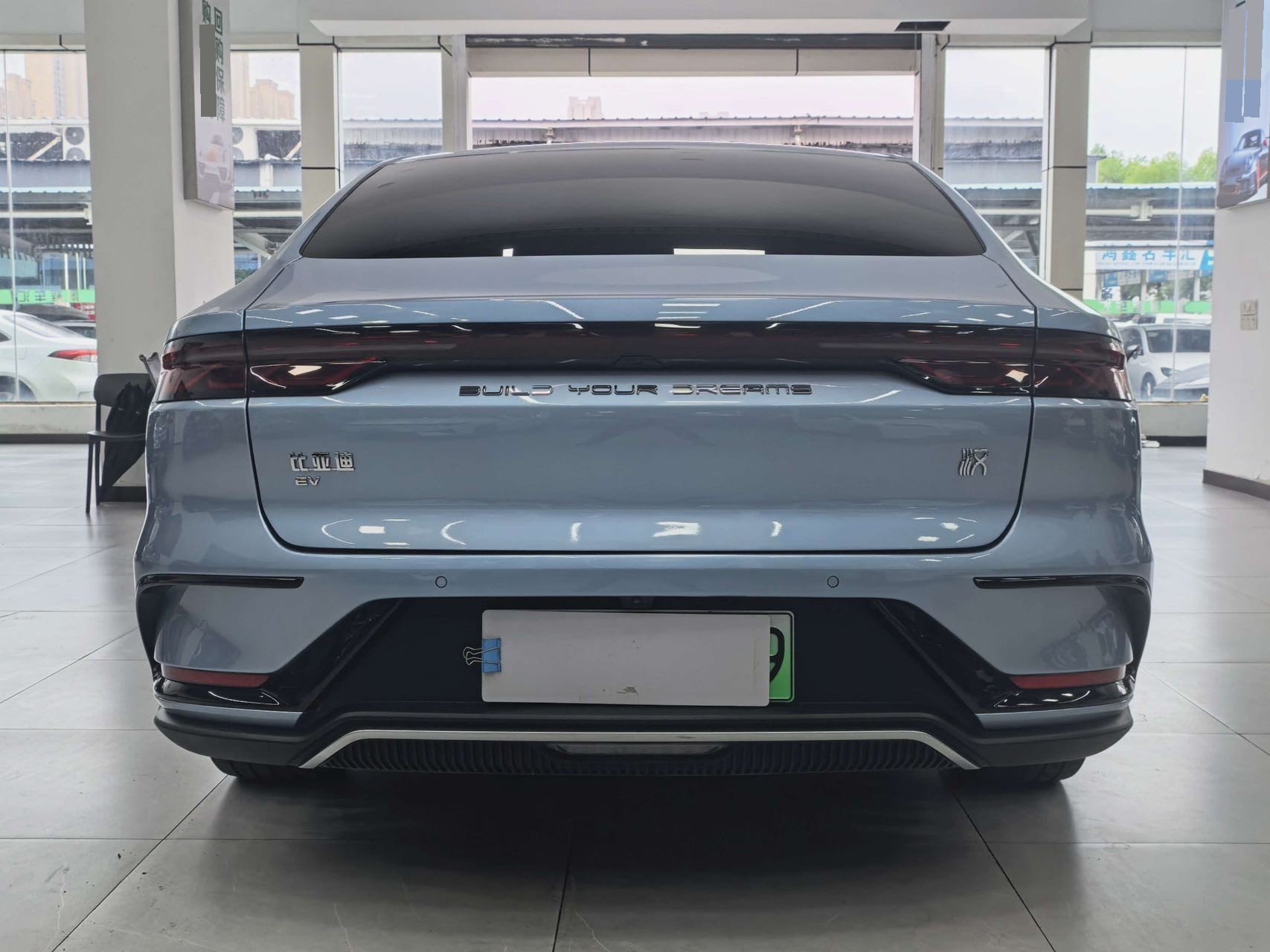 BYD Han 2024 car image #8