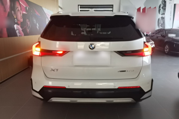 BMW X1 2024 #6 BMW X1 2024 car image #6