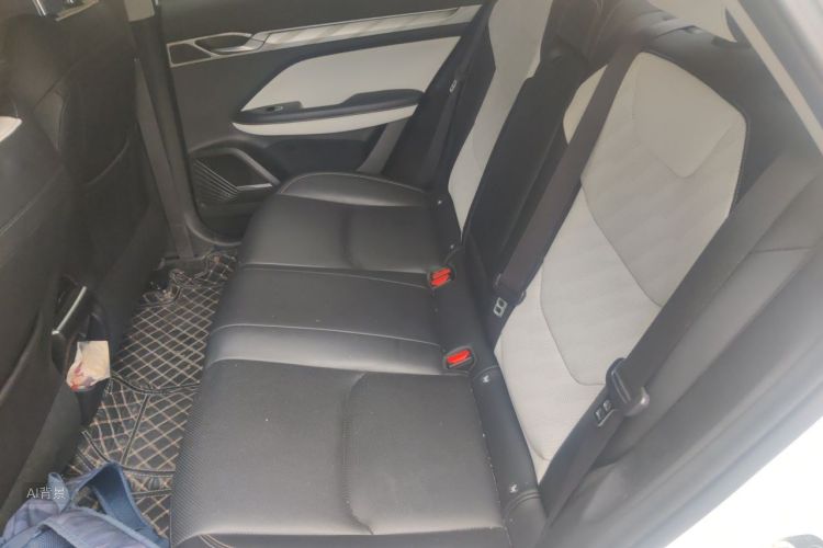 GEELY Emgrand L 2022 image de voiture #19
