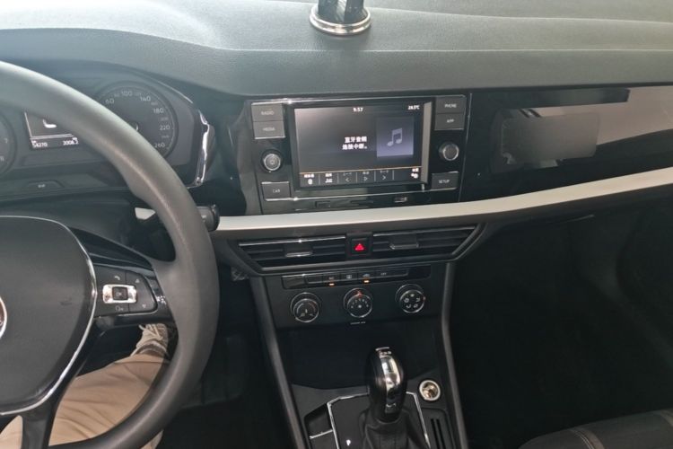 Volkswagen Lavida 2019 #13 Volkswagen Lavida 2019 car image #13