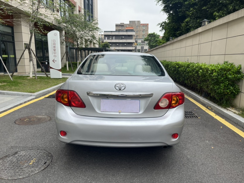 Toyota Corolla 2010 car image #8
