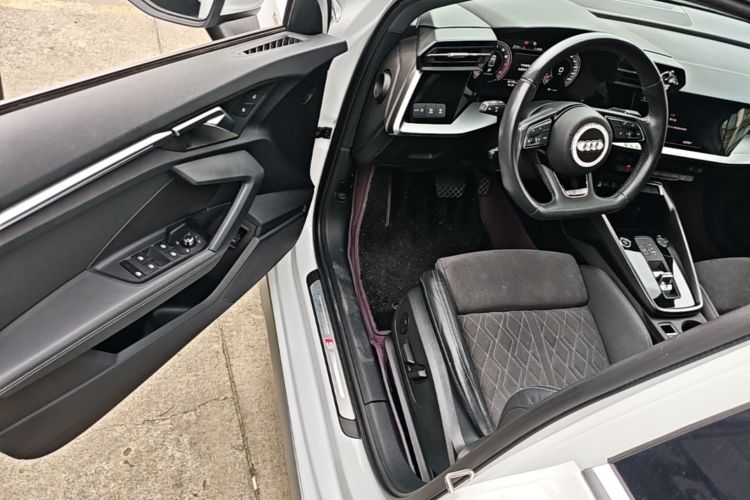 Audi A3 2021 car image #18
