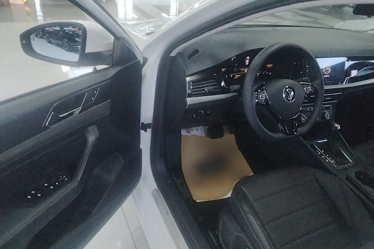Volkswagen Lavida 2022 car image #16