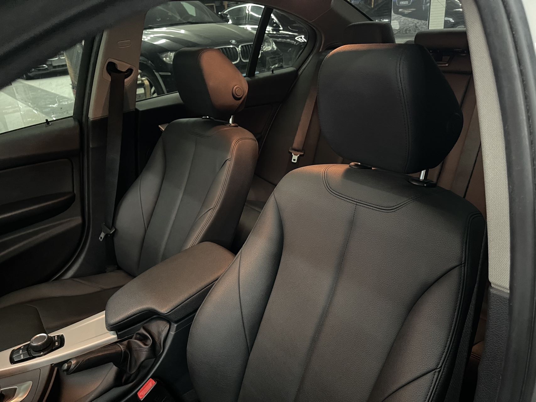 BMW 3 Series 2015 #8 BMW 3 Series 2015 car image #8
