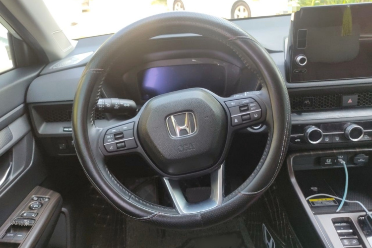 Honda CR-V 2023 car image #12