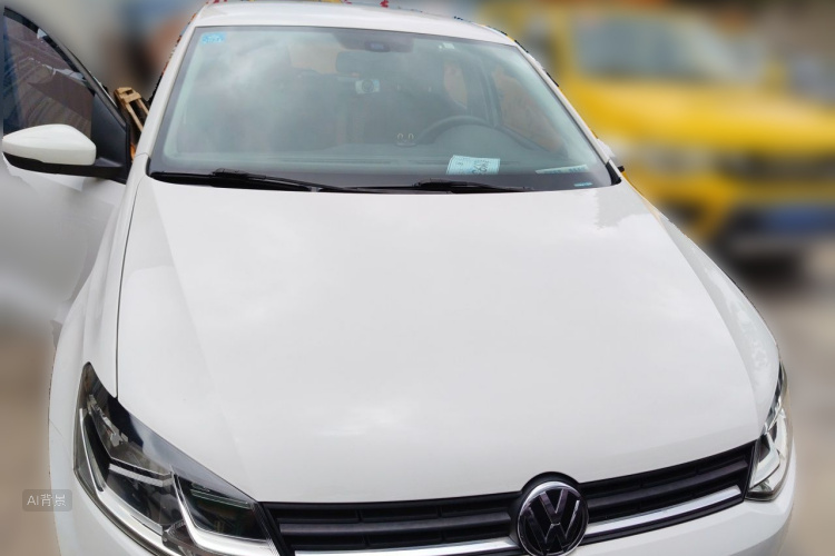 Volkswagen Polo 2015 car image #4