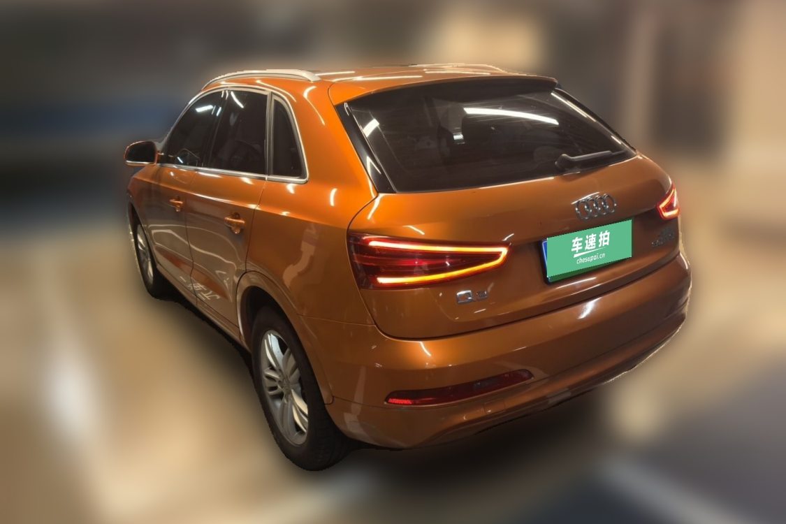 Audi Q3 2016 car image #3