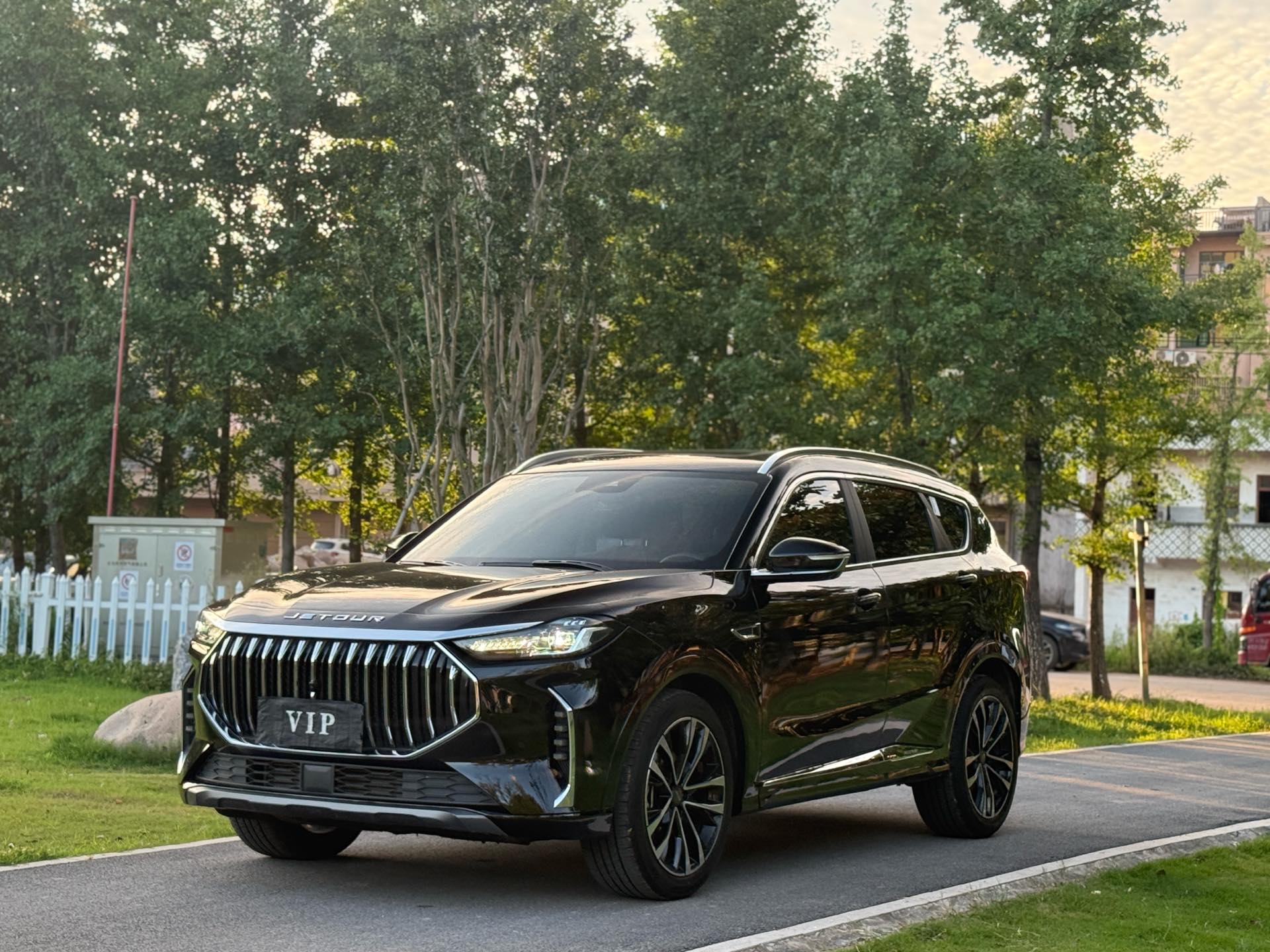 Jetour X70 PLUS 2024 car image 