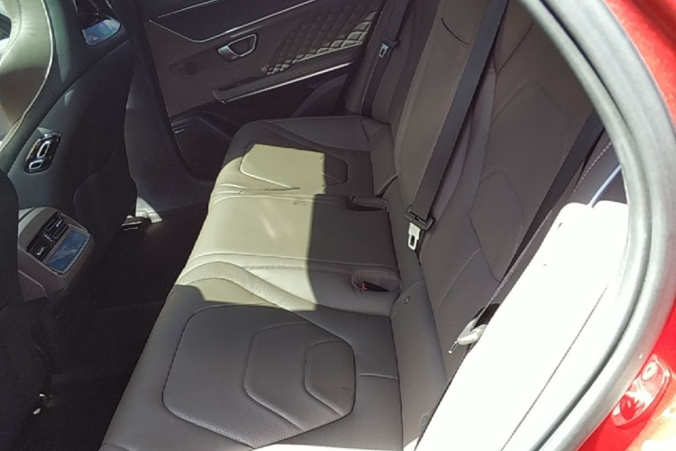 BYD Han 2022 car image #17