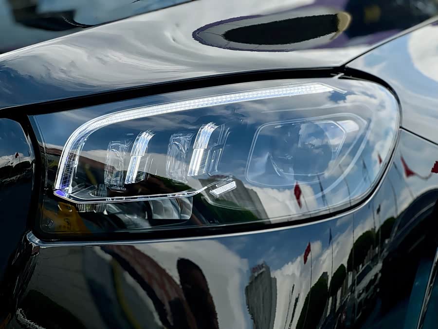 Mercedes-Benz Maybach GLS 2024 صورة سيارة #35