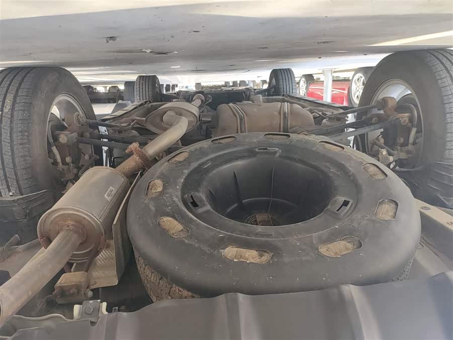 BYD S6 2015 car image #35