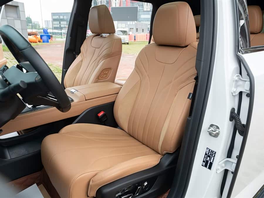 GAC Trumpchi ES9 2023 car image #35
