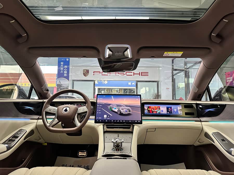 Denza Z9GT 2025 immagine di auto #35