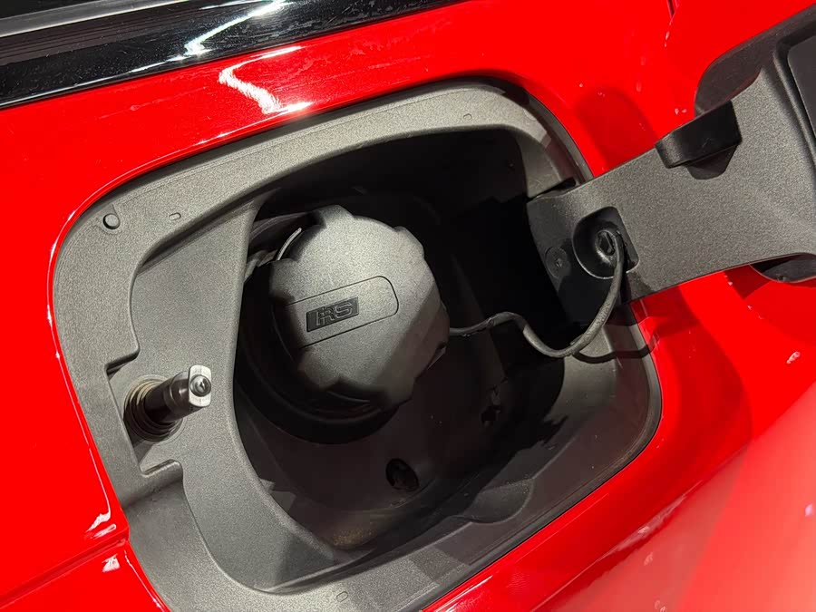 Audi RS 4 2020 car image #35