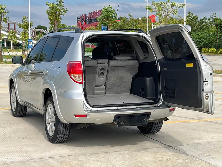 Toyota RAV4 (Imported) 2008 #35 Toyota RAV4 (Imported) 2008 image de voiture #35