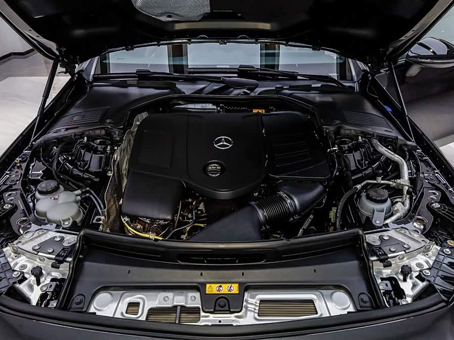 Mercedes-Benz CLE Class 2025 #35 Mercedes-Benz CLE Class 2025 car image #35