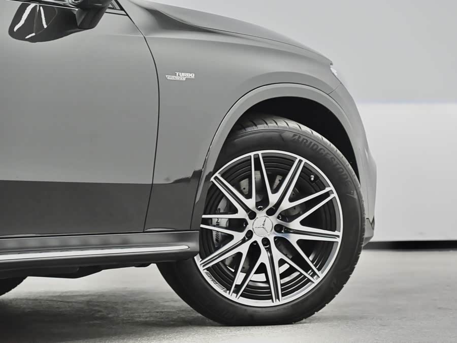 Mercedes-Benz GLC AMG 2025 car image #35